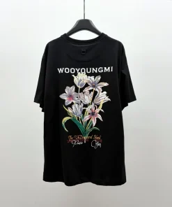 Alternative view of 우영* 컬러 플라워 티셔츠 블랙 W-001
